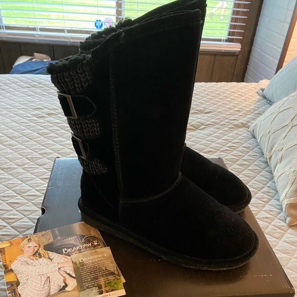 Bearpaw women’s suede leather shearling lined worn once like new in box size 6 - Picture 2 of 5